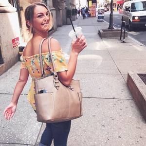 Meet your Posher, Taylor